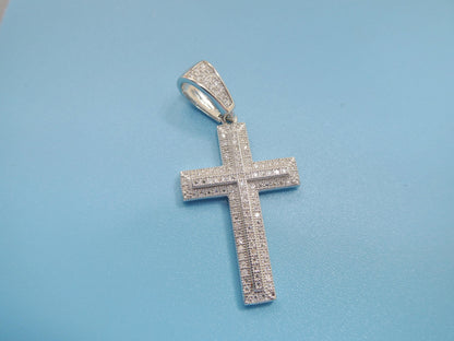 Real 925 Sterling Silver 18 Inch Flat Chain and Moissanite Cross Pendent Charm