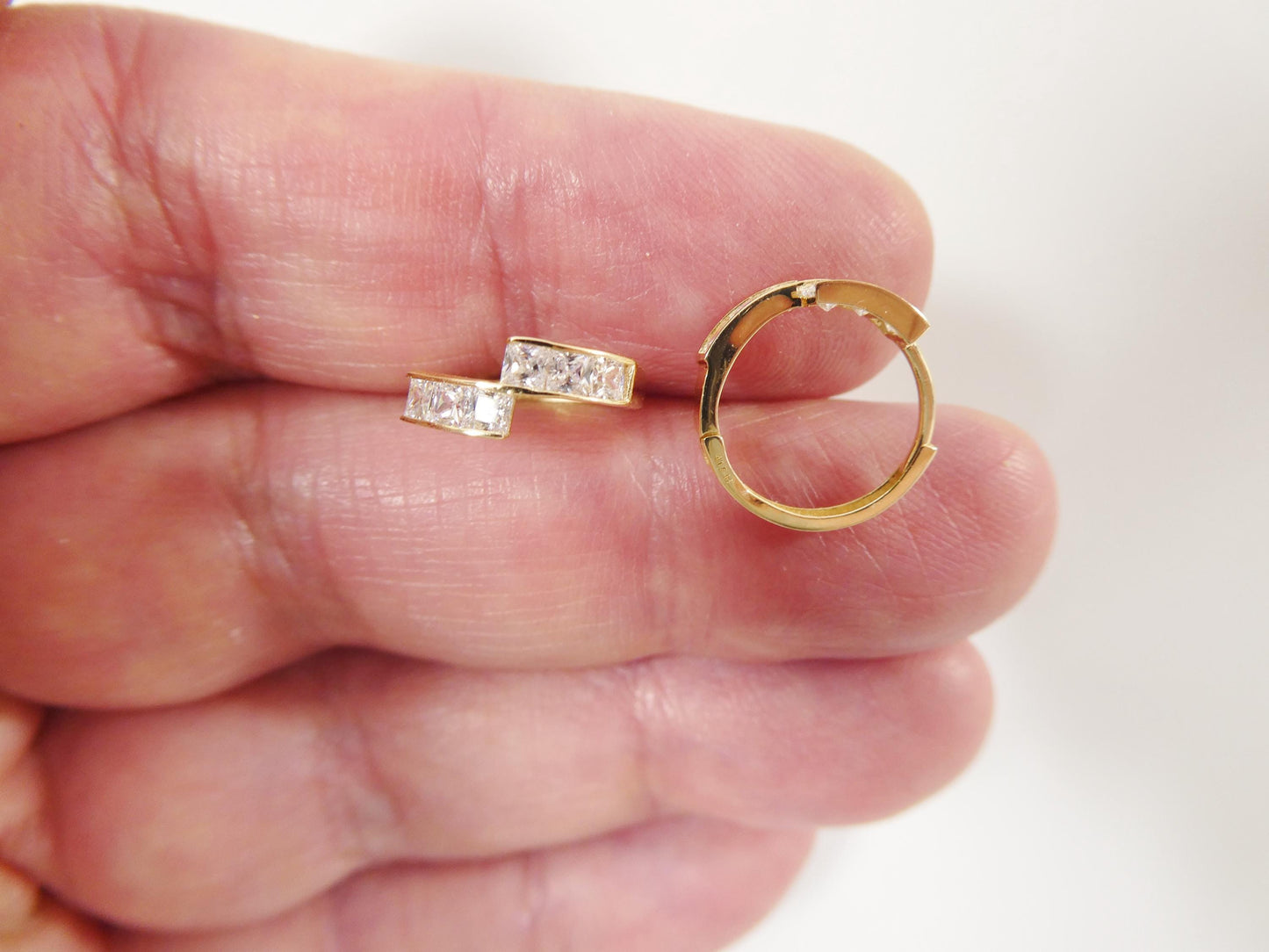 real 10k solid yellow gold color hoop huggie earring