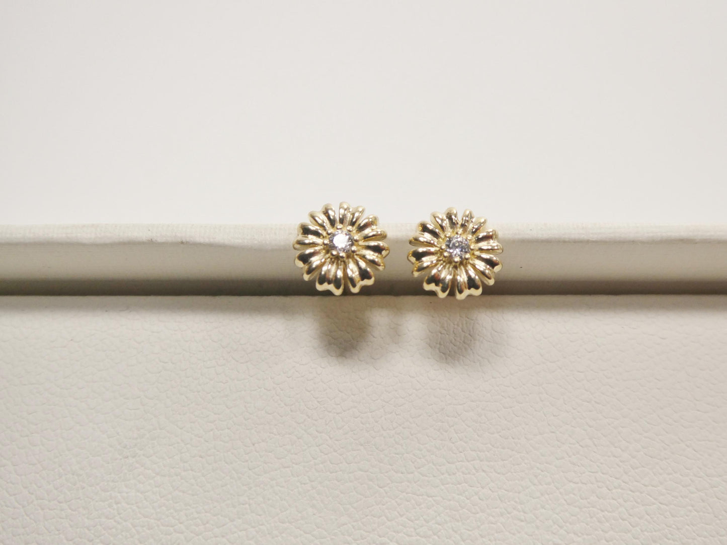 real 10k solid yellow gold floral push post earrings