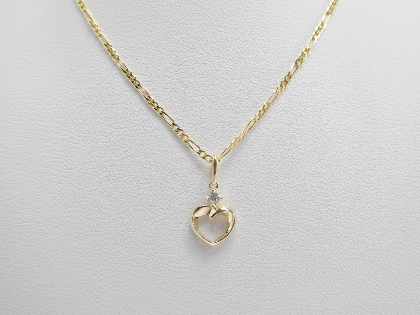 10k Yellow Gold Figaro Chain Necklace with Heart Pendant - 18 inch