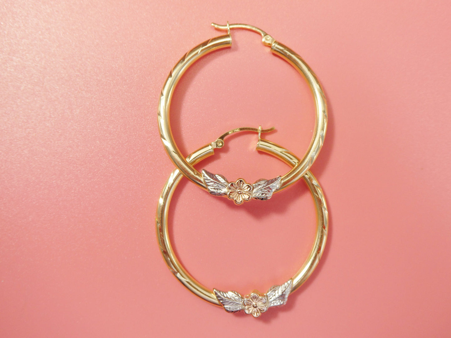 14K Yellow Gold Hoop Earrings: Diamond Cut Flower, 40mm
