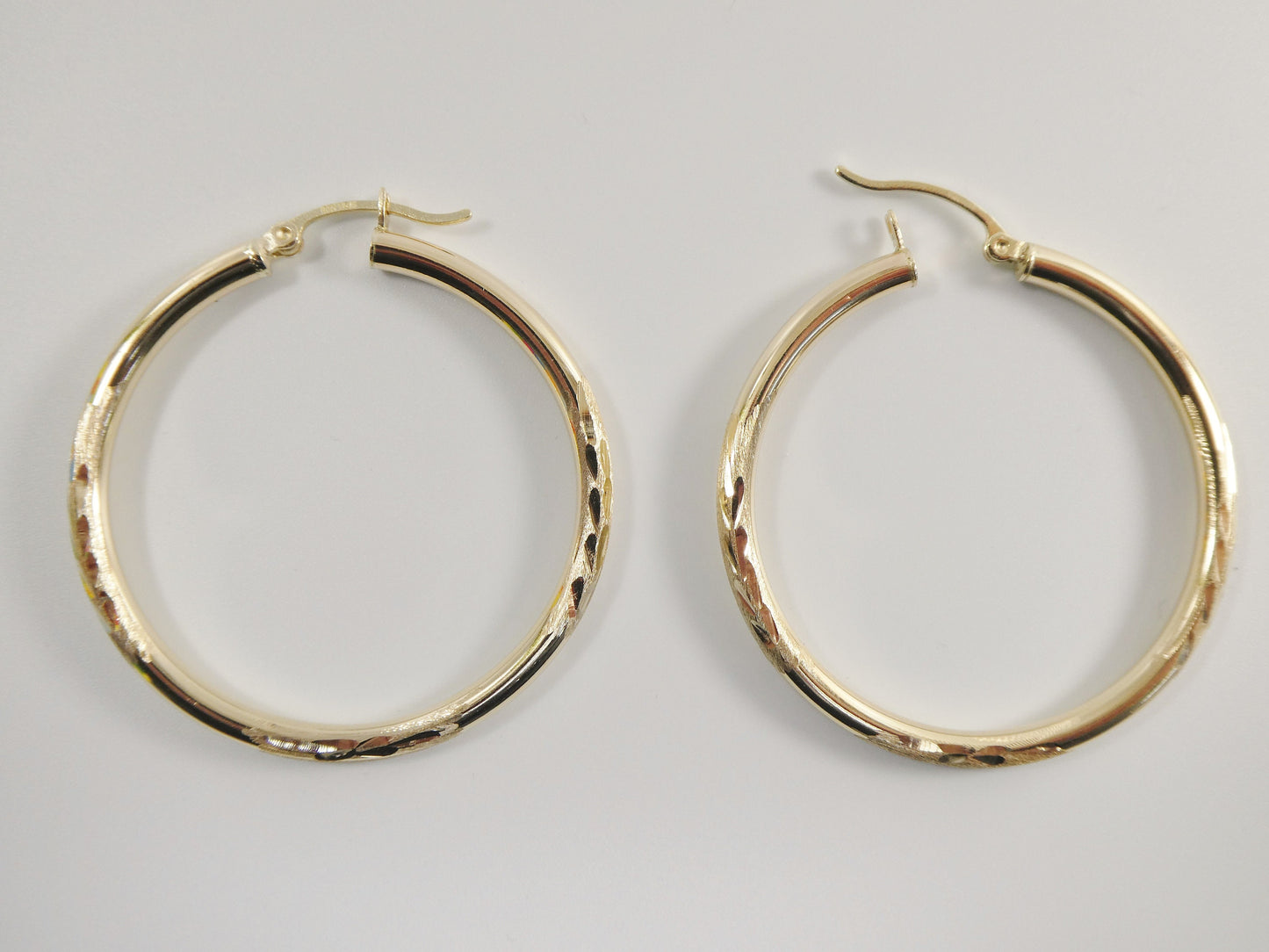 10k real solid yellow gold diomond cut hoop earring