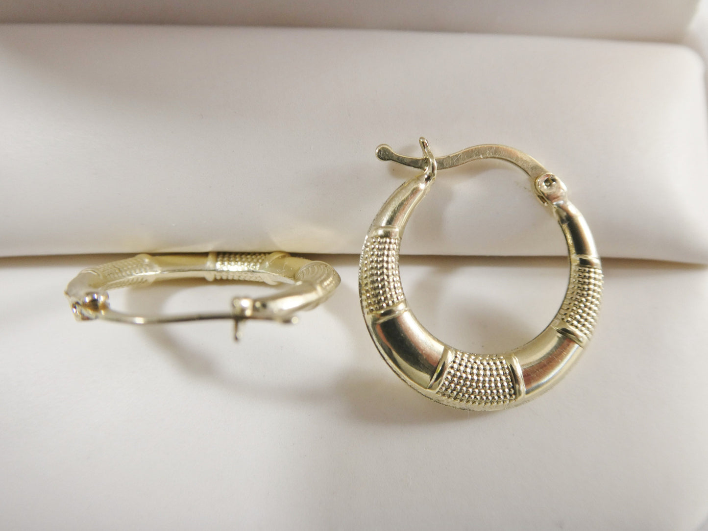 10k real solid yellow gold 17MM classic design hoop earrings