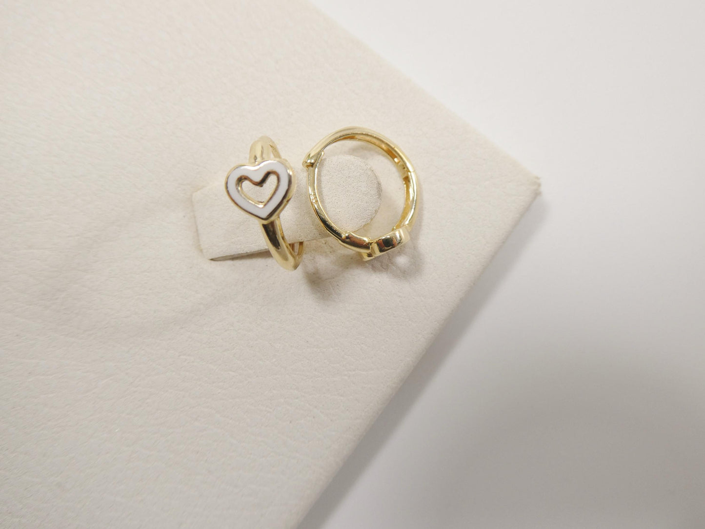 real 10k solid yellow gold enamel heart hoop huggie earrings