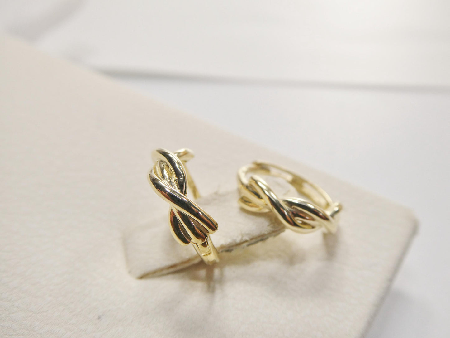 real 10k solid yellow gold design huggie earrings