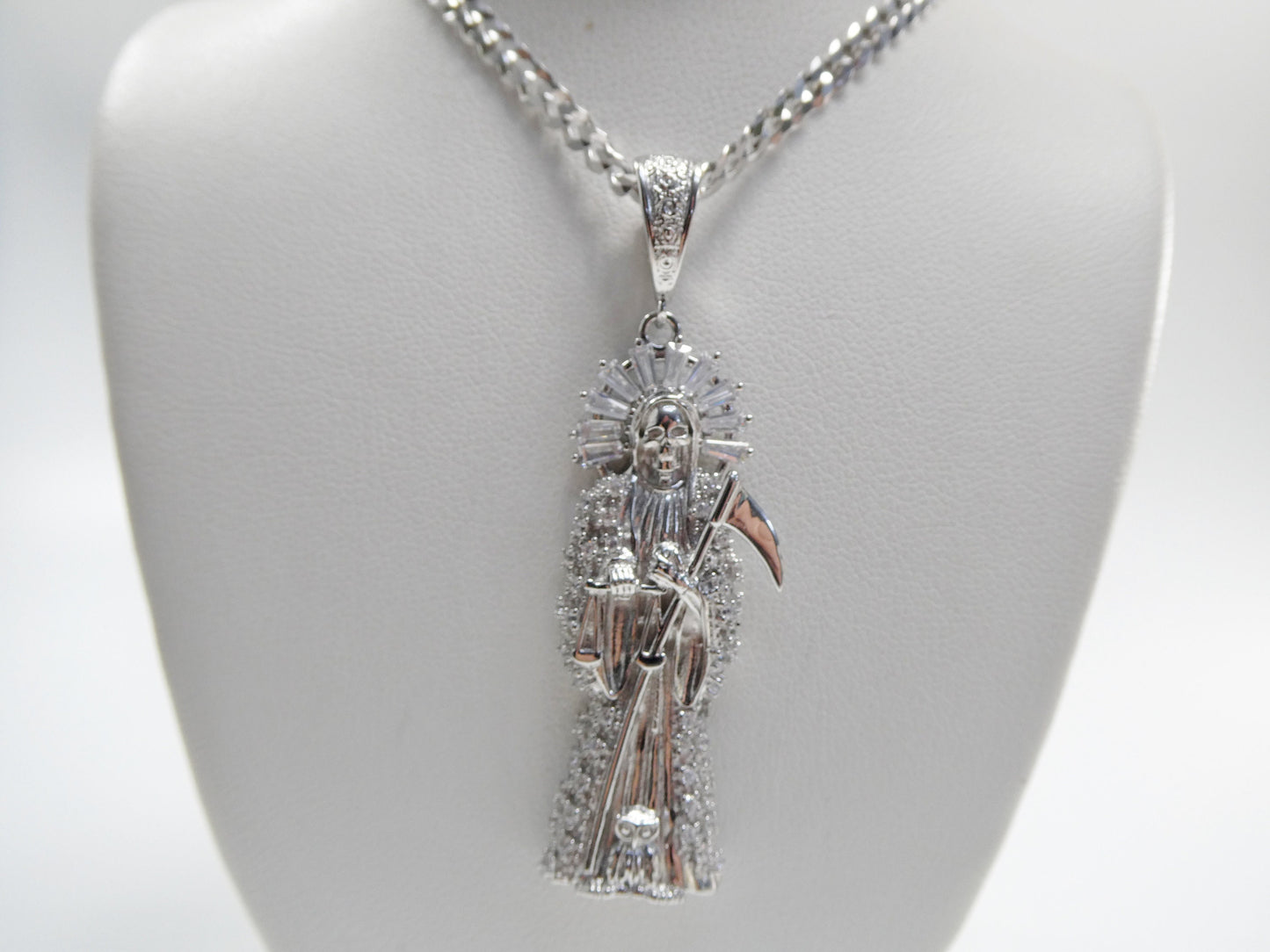 real 925 sterling silver 22 inch flat chain and large santa muerte pendent charm