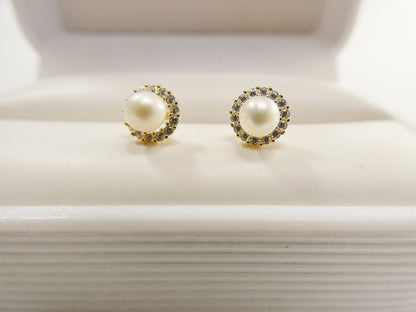 Real 10k Solid Yellow Gold Freshwater Cultured Pearl Screw Back Stud Earrings