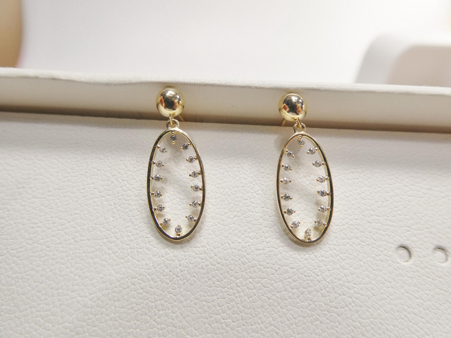 real 10k solid yellow gold oval drop dangling push post earrings
