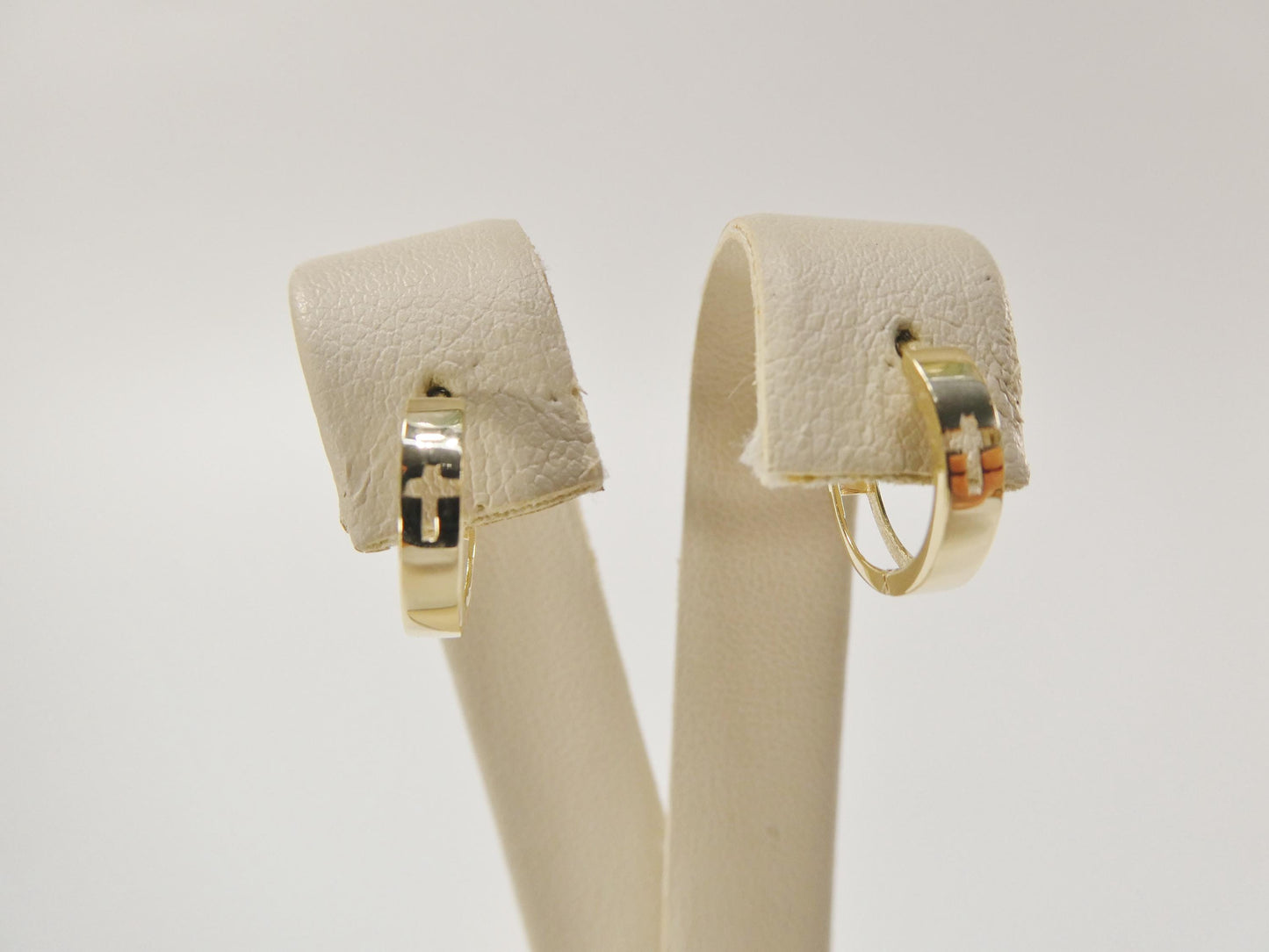 real 10k solid yellow gold cross engraved hoop huggie earring
