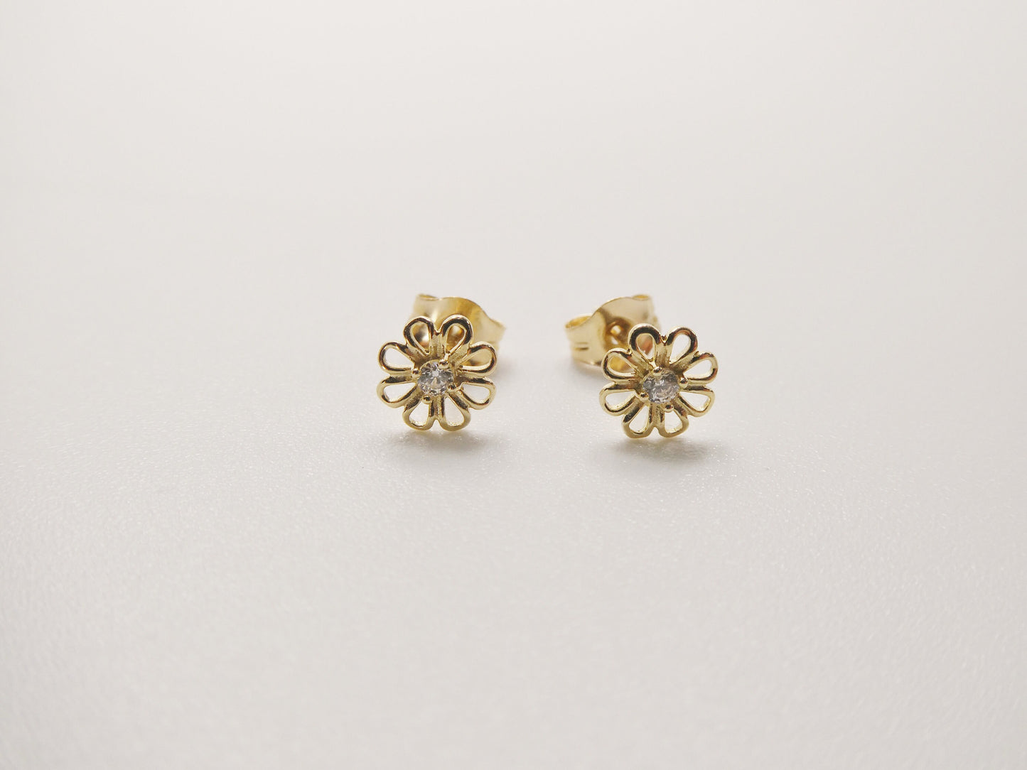 10k real solid yellow gold small flower push back earrings