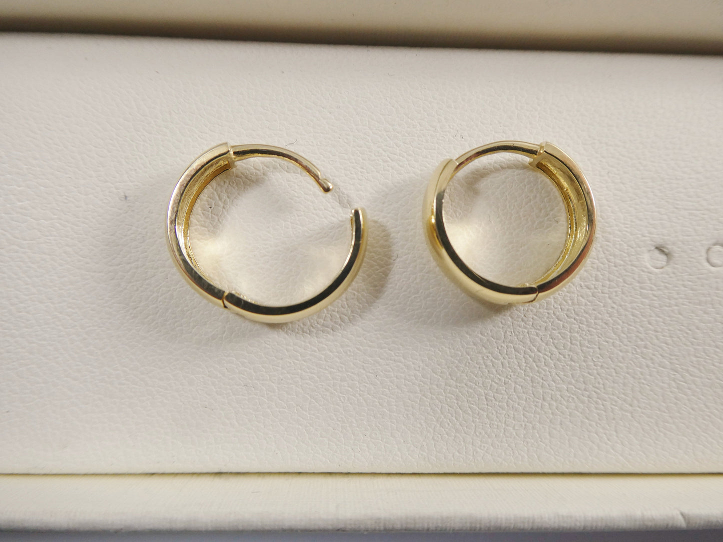 real 10k solid yellow gold 14mm high polish plain hoop huggie earrings