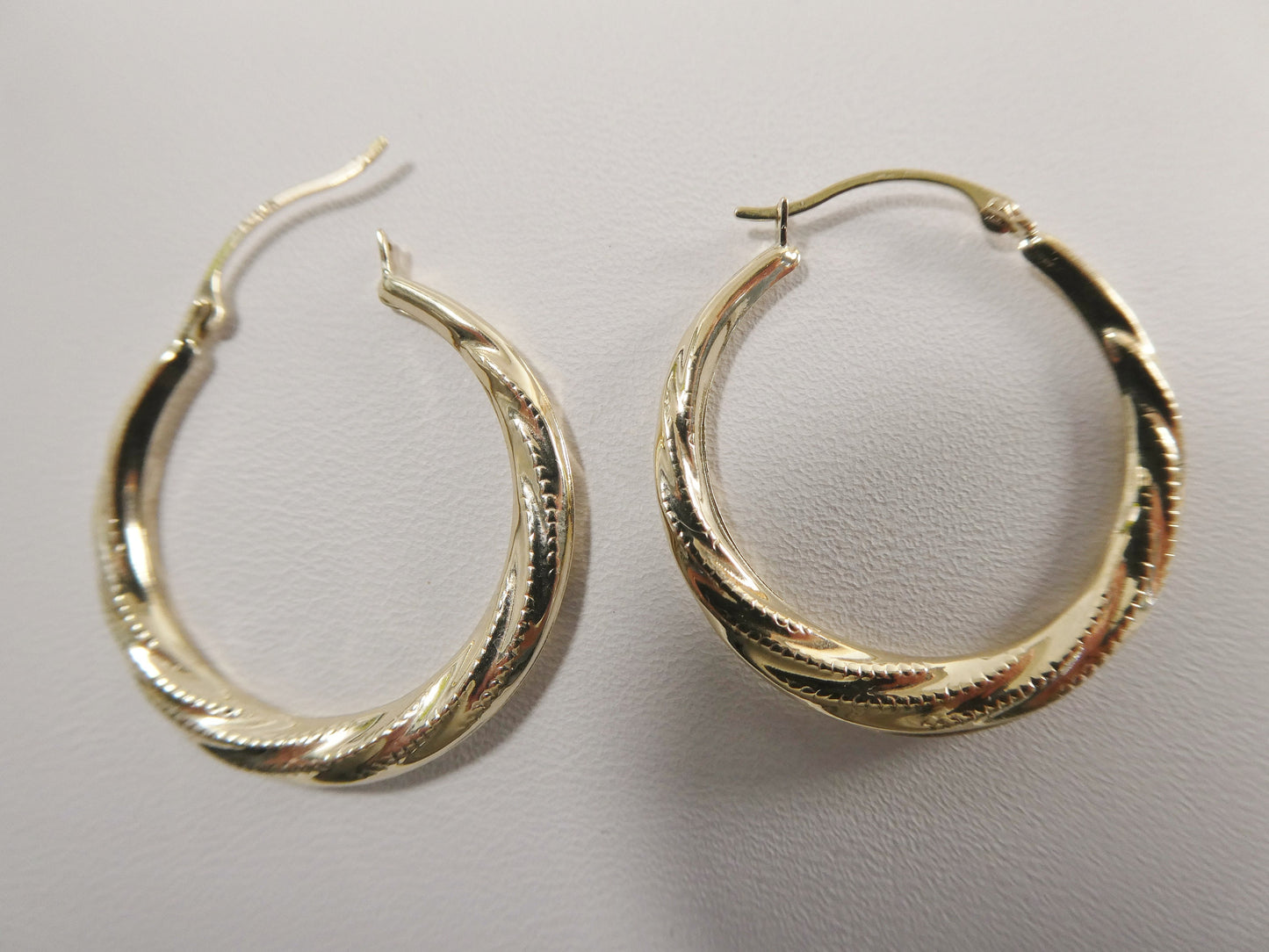 10k real solid yellow gold 24.7mm classic design hoop earrings