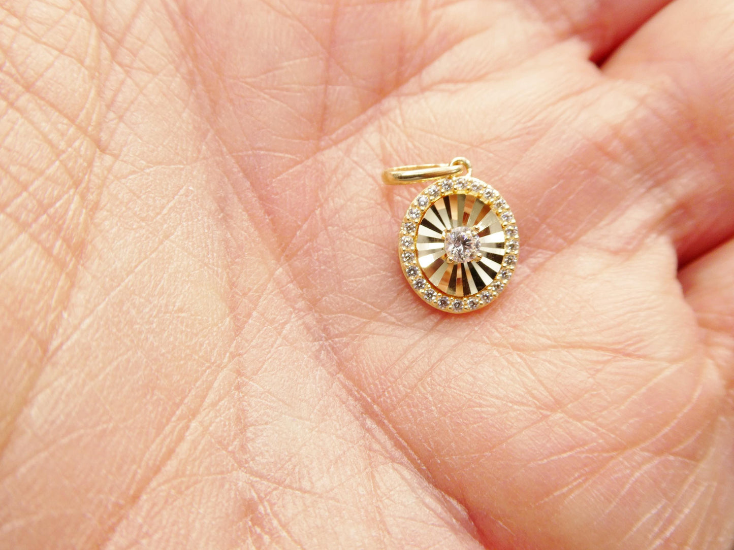 10k Yellow Gold Figaro Chain Necklace with Sun Pendant