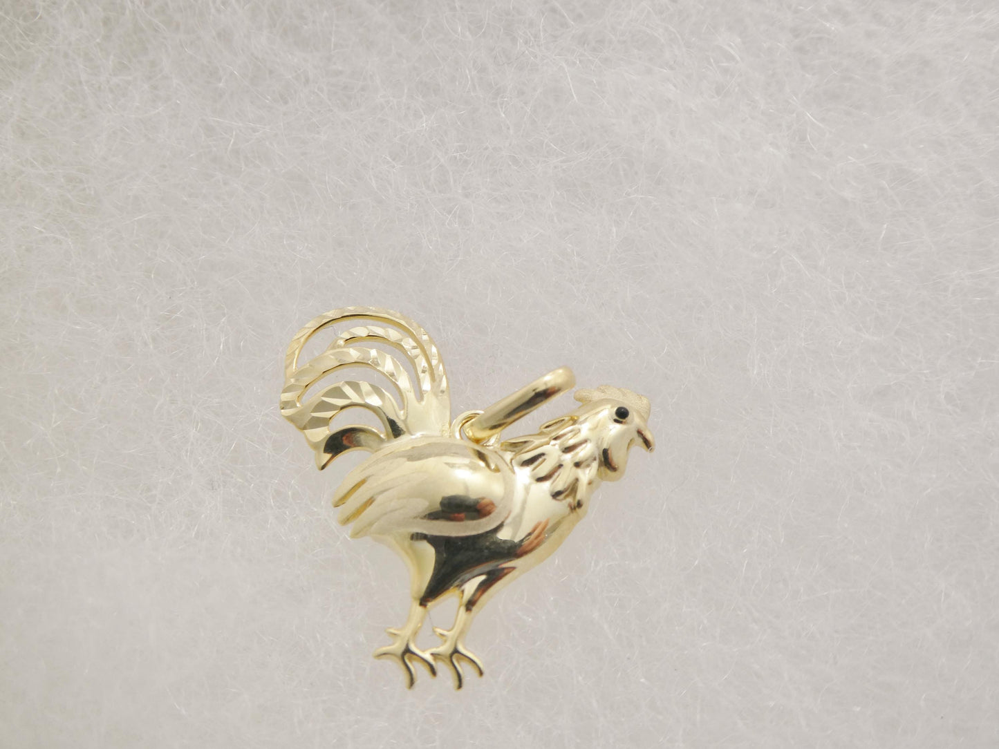 10k real solid yellow gold elegant rooster pendent and 18 inch figaro necklace