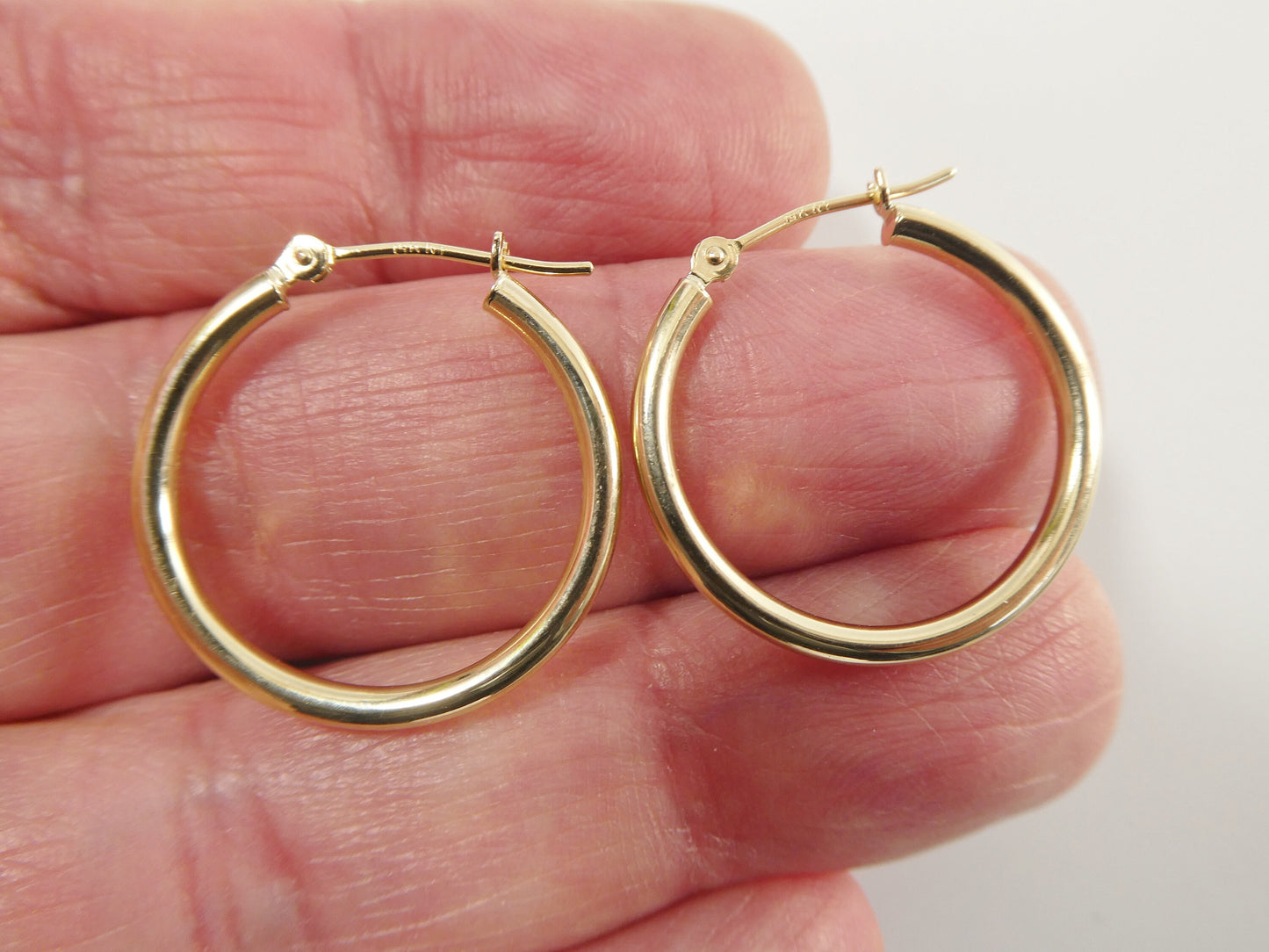 14K real solid yellow gold 2mm / 22mm round hoop earring snap closure high polish finish