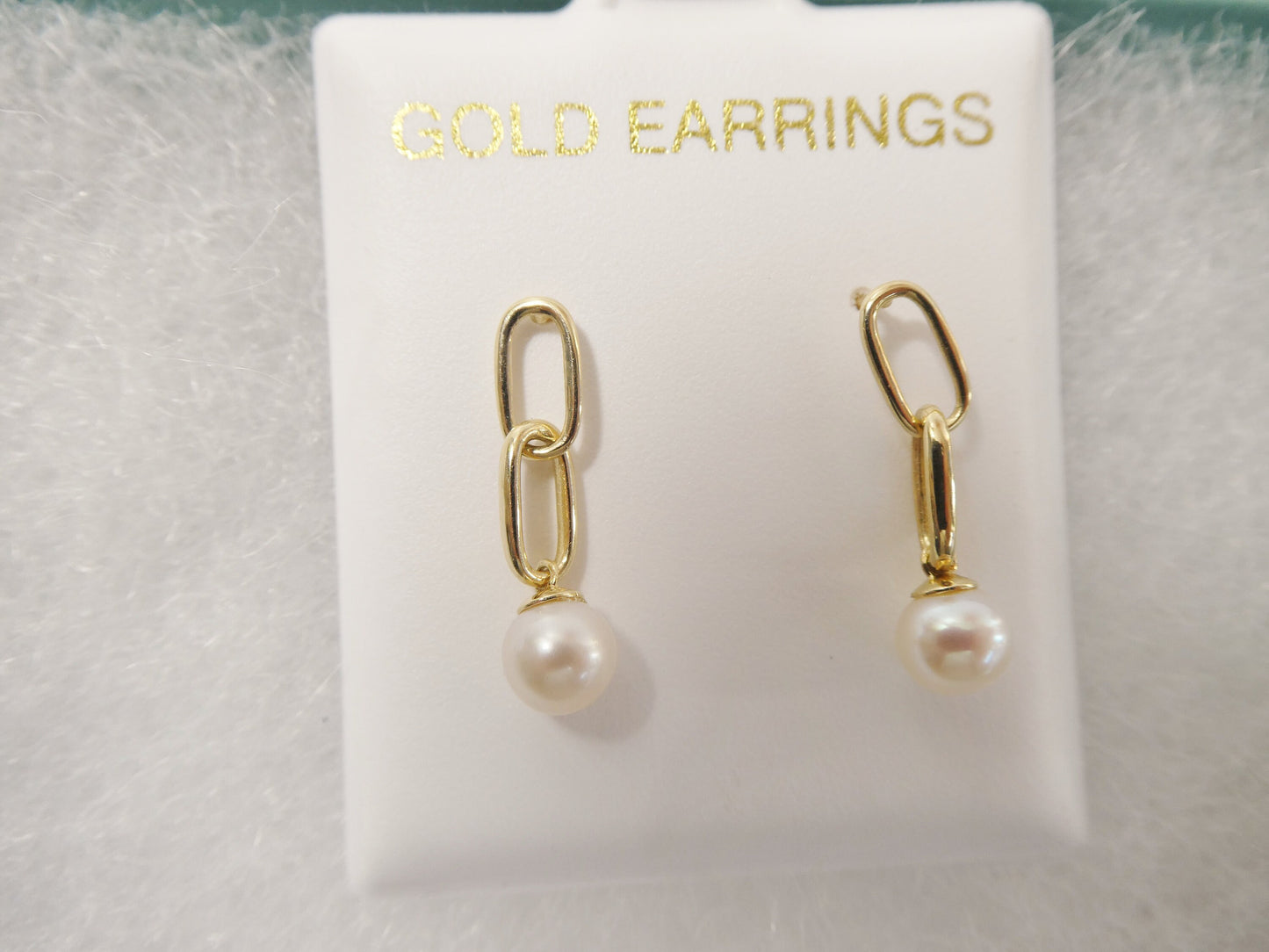real 10k solid yellow gold freshwater cultured pearl stud earring dainty