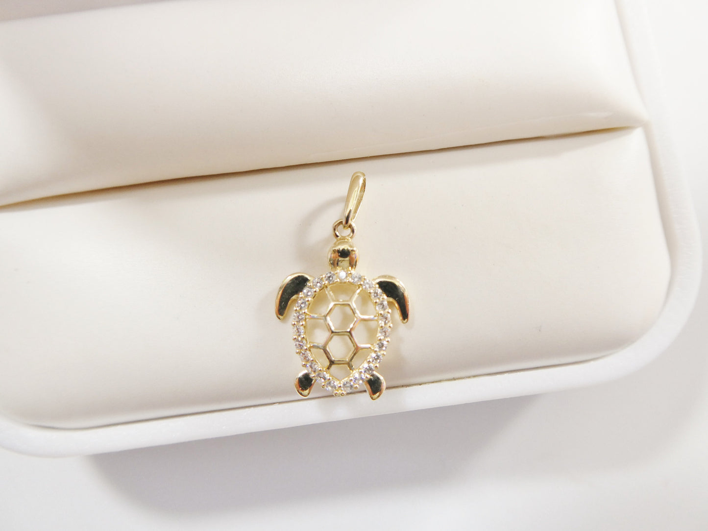 14k real solid yellow gold turtle pendent and cable necklace