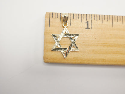 10k Yellow Gold Star of David Pendant Necklace: 18 inch Figaro Chain