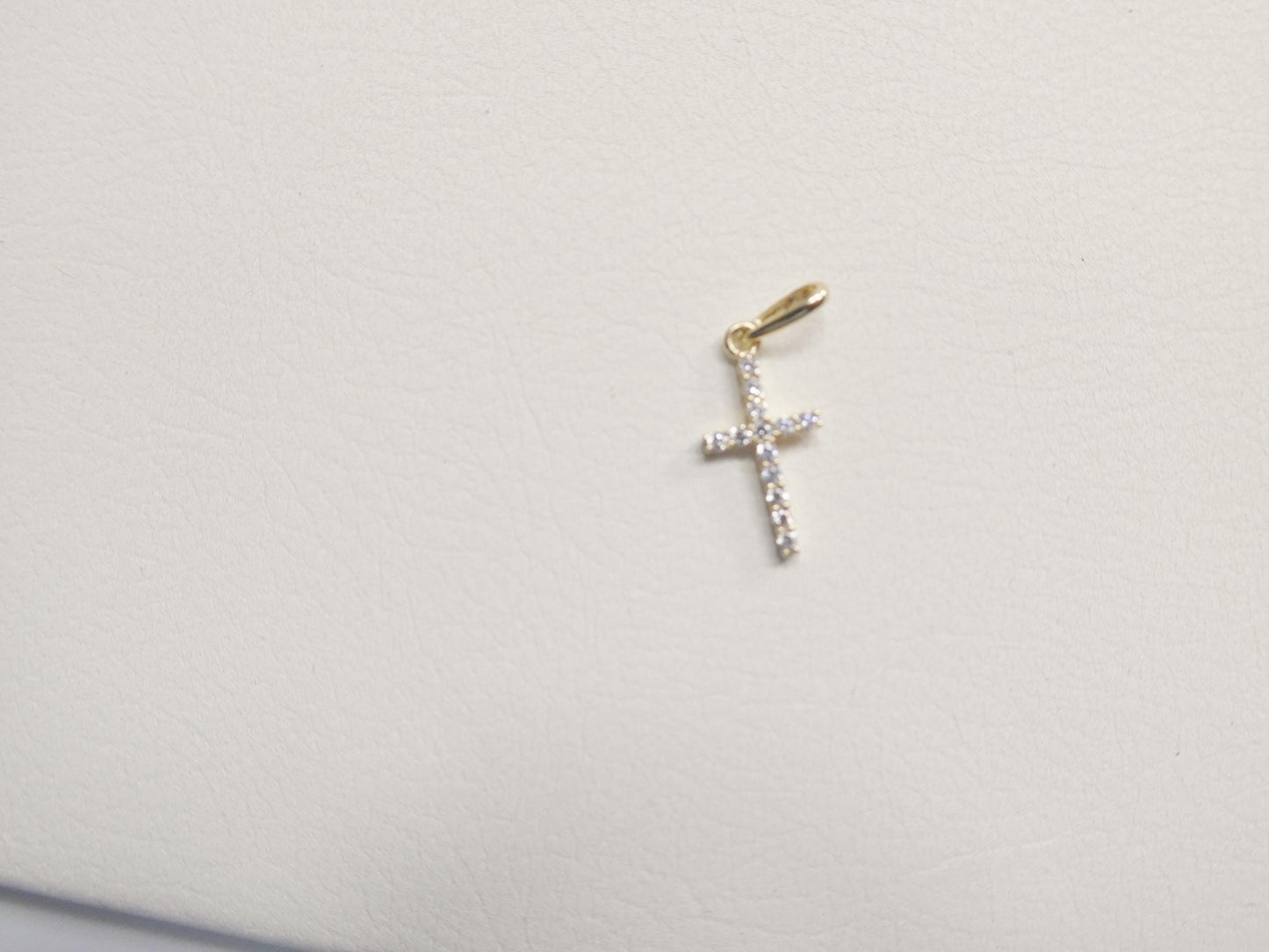 10k Yellow Gold Singapore Chain Necklace cross Pendant