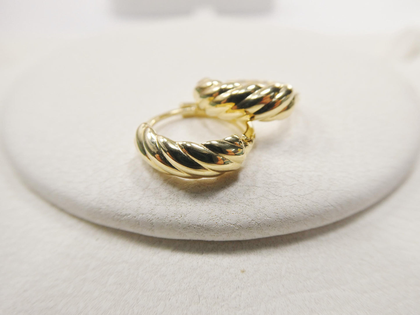 real 10k solid yellow gold designer hoop huggie earrings