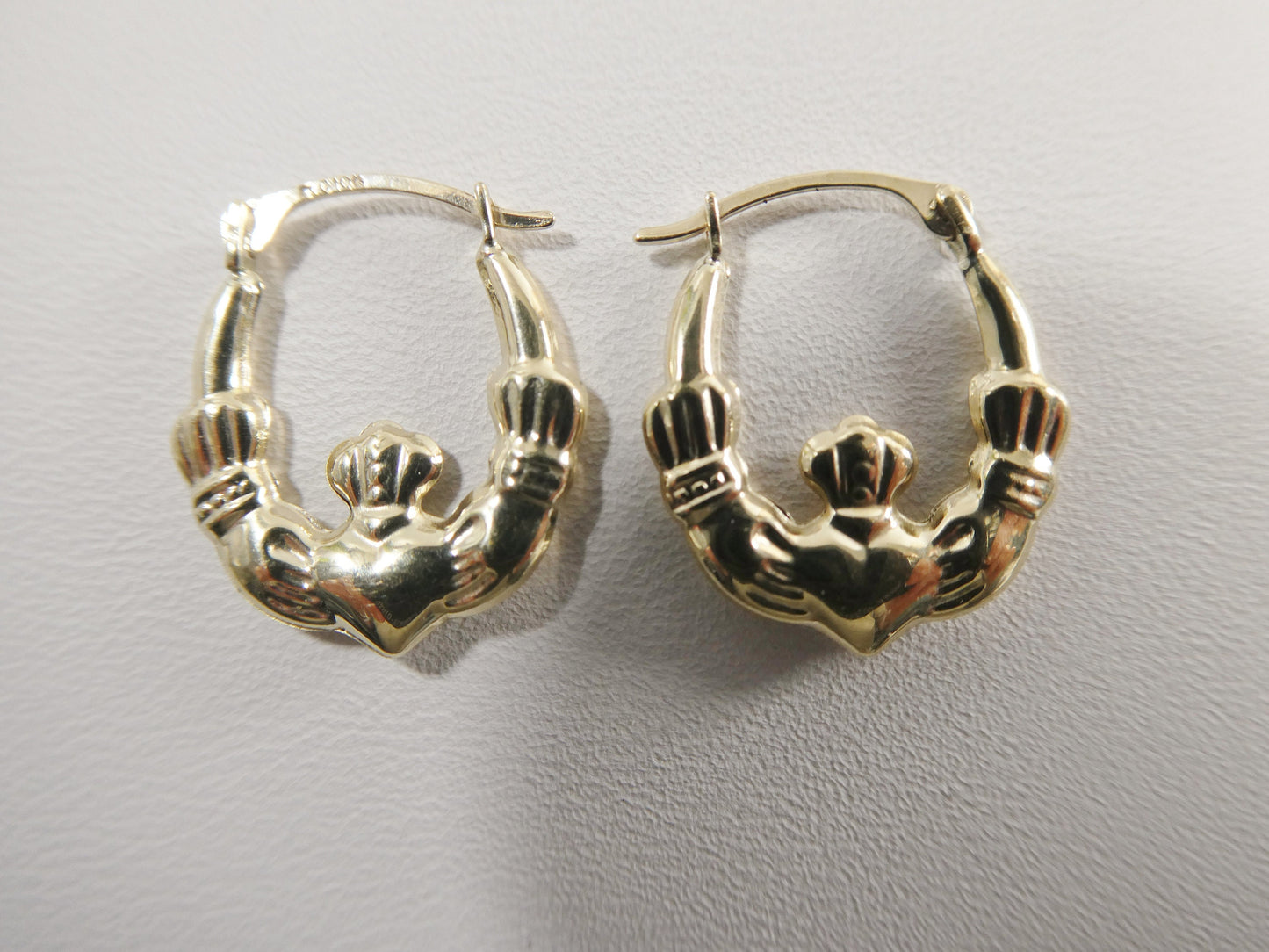 10k real solid yellow gold small claddagh heart classic baby hoop earrings