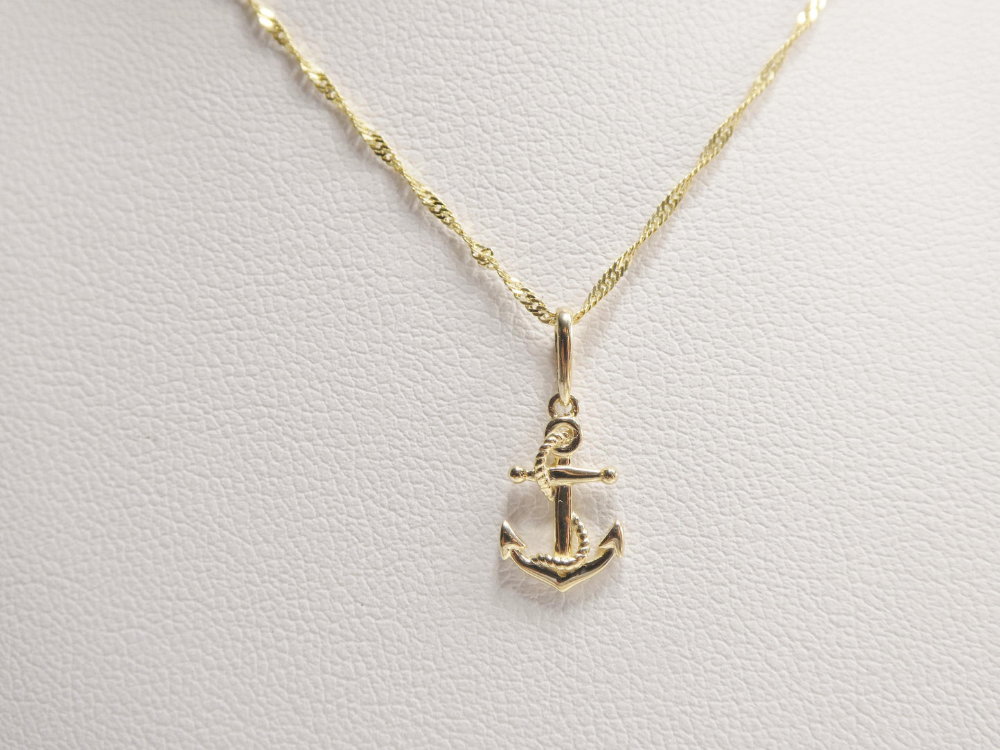10k Yellow Gold Singapore Chain Necklace anchor Pendant