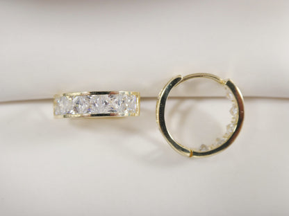 Real 10k Solid Yellow Gold Princess-cut Setting 14mm Hoop Huggie Earrings