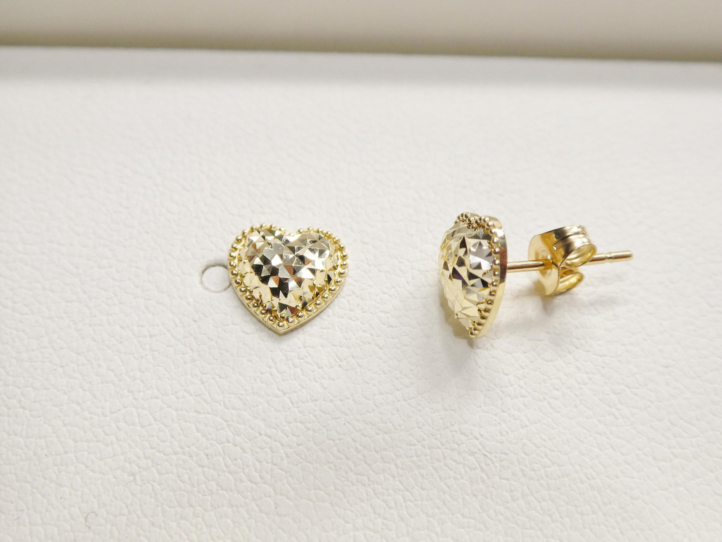 10k real solid yellow gold design heart push back earrings