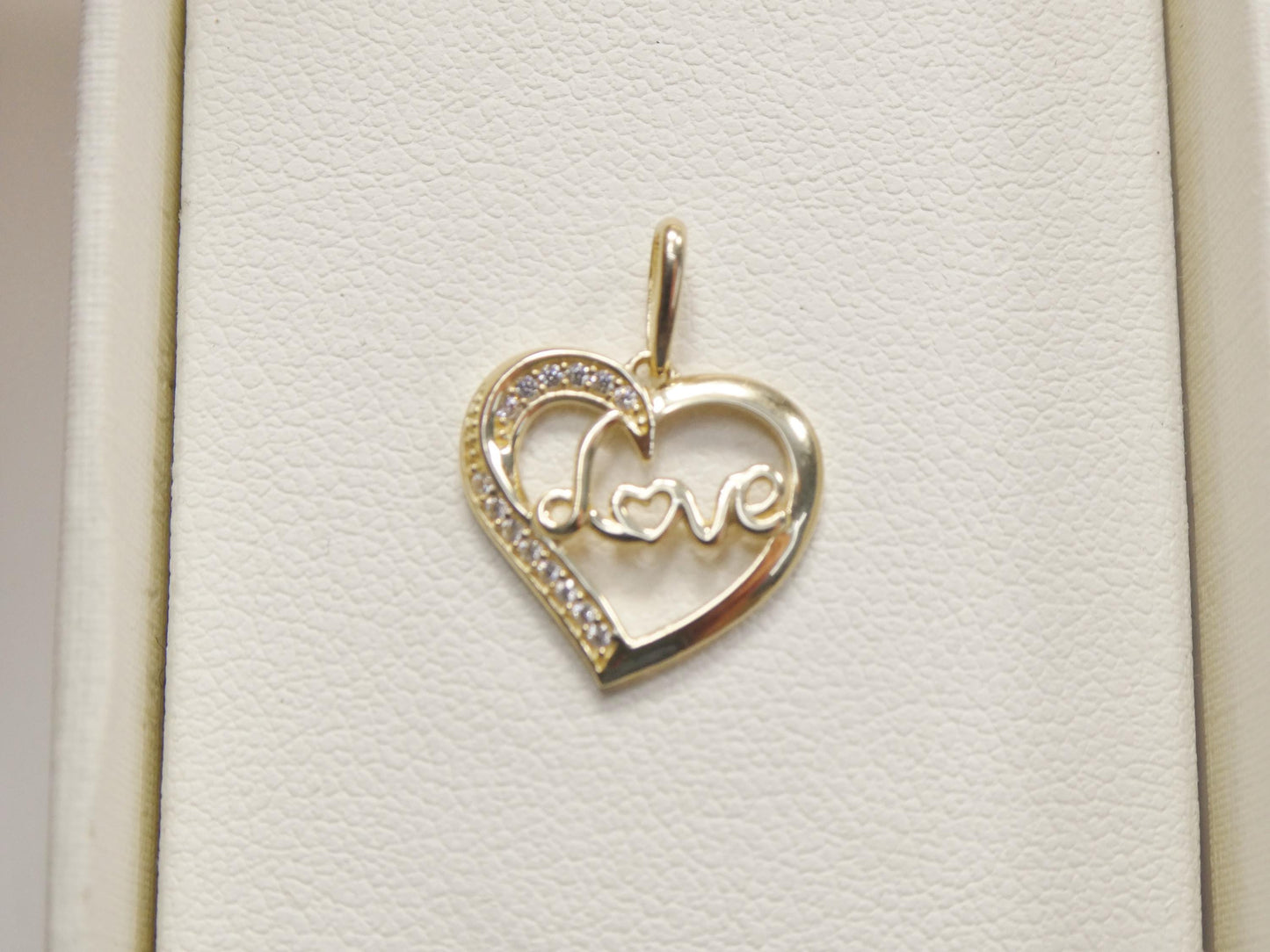 10k Yellow Gold Figaro Chain Necklace with Love Heart Pendant
