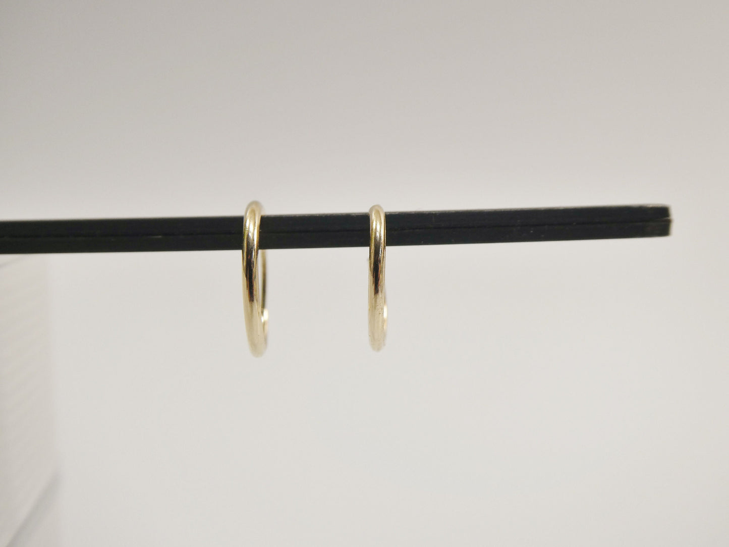real 14k solid yellow gold 11.5mm endless small hoop lightweight hoop earrings