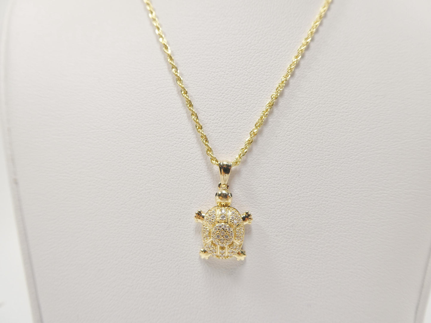 14k real solid yellow gold turtle pendent and rope necklace
