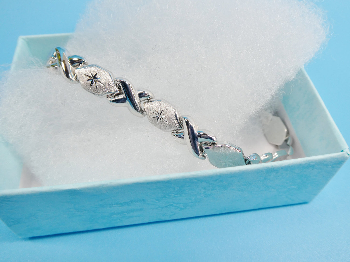 8 inch xoxo stampato bracelet 14k white gold color finish over real 925 sterling silver