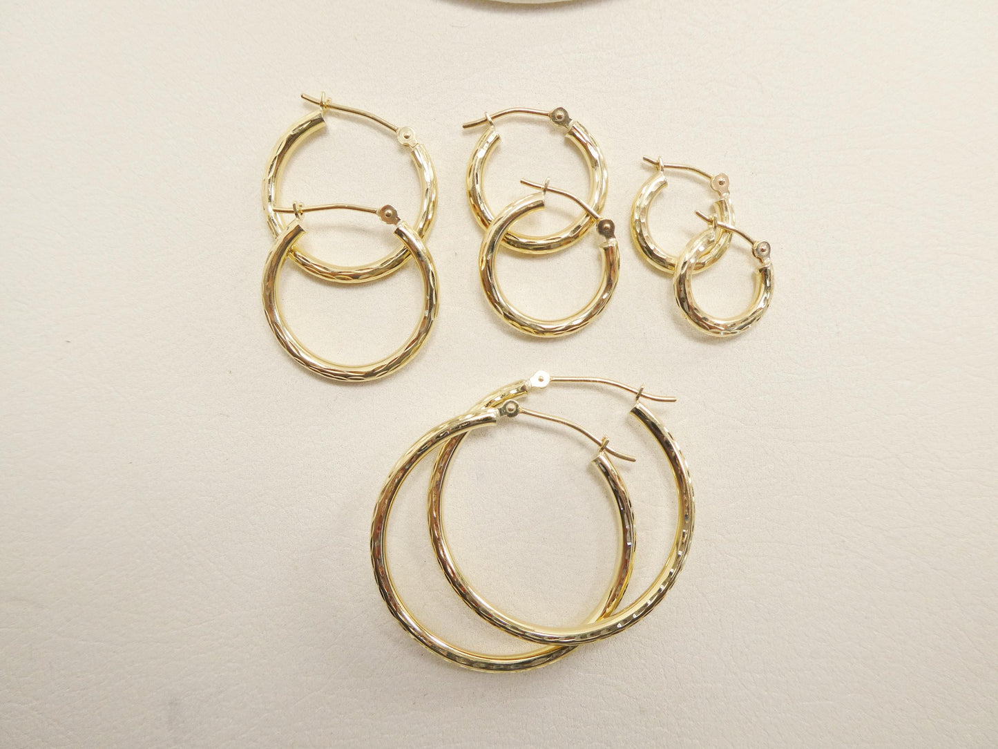 10k real solid yellow gold 2mm tube diamond cut hoop earrings