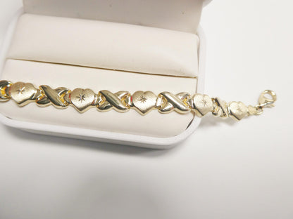 Real 10k Solid Yellow Gold XO Heart Hugs and Kisses Stampato 6.5 Inch Bracelet