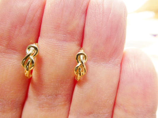 real 10k solid yellow gold designer knot hoop huggie earrings