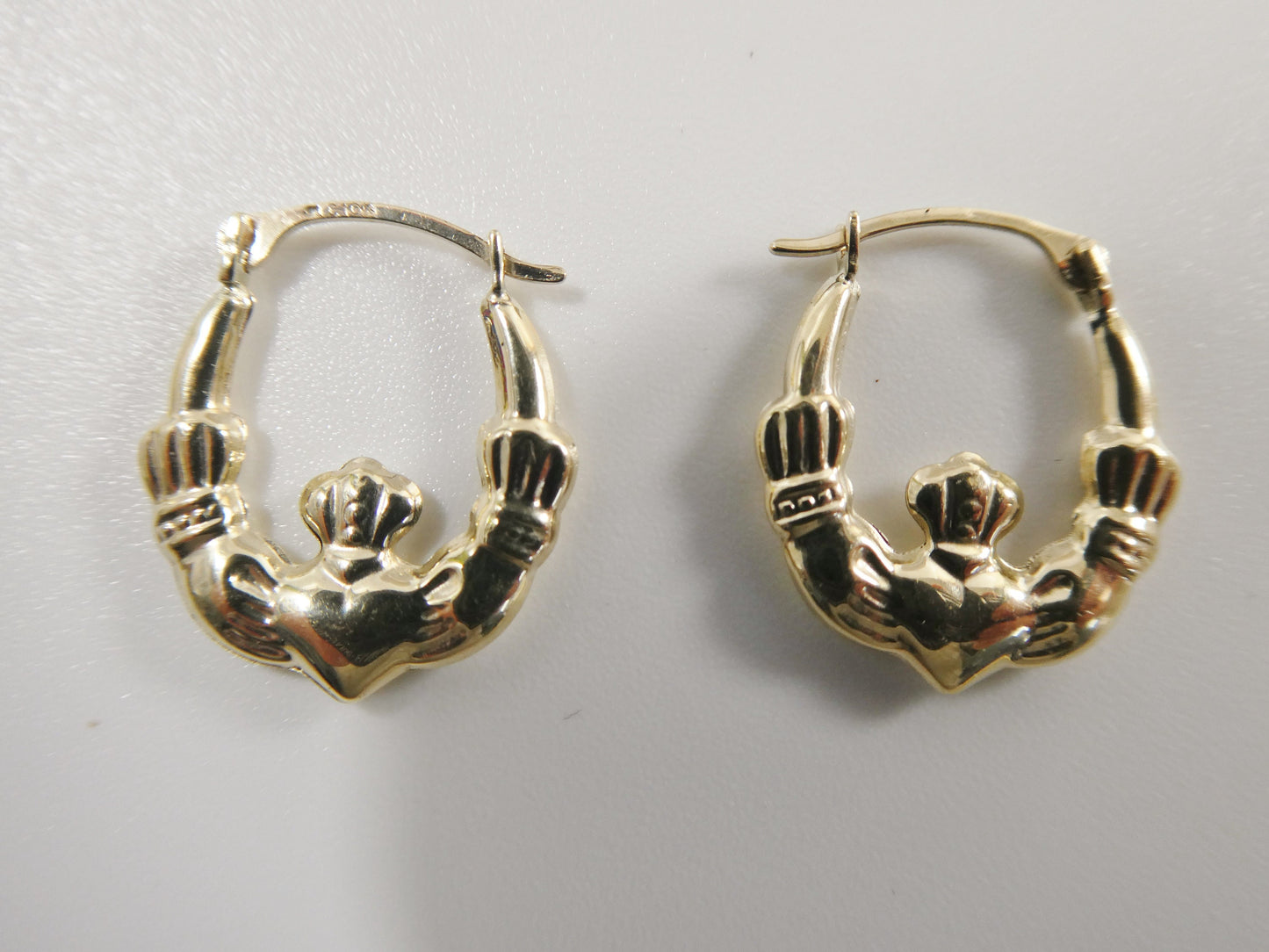 10k real solid yellow gold small claddagh heart classic baby hoop earrings