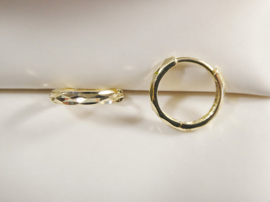 real 10k solid yellow gold 11.8mm laser cut hoop huggie earring