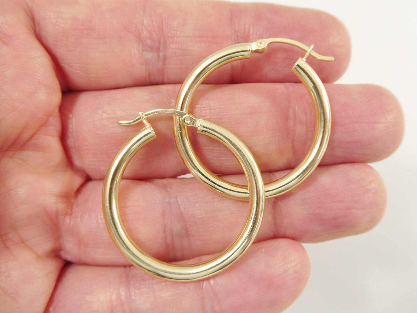 14K real solid yellow gold 30mm round hoop earrings snap closure high polish finish