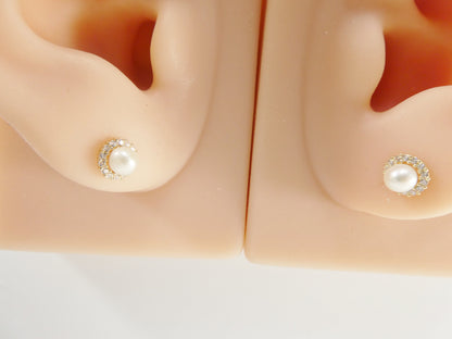 Real 10k Solid Yellow Gold Freshwater Cultured Pearl Screw Back Stud Earrings