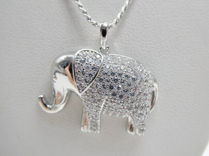 Real 925 Sterling Silver Elephant Pendant and 18 Inch Rob Chain