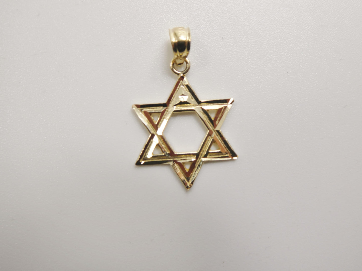 14k real solid yellow gold star David pendent and robe necklace
