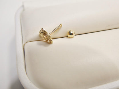 14k Real Solid Yellow Gold Cartilage Flower Body Ring Piercing