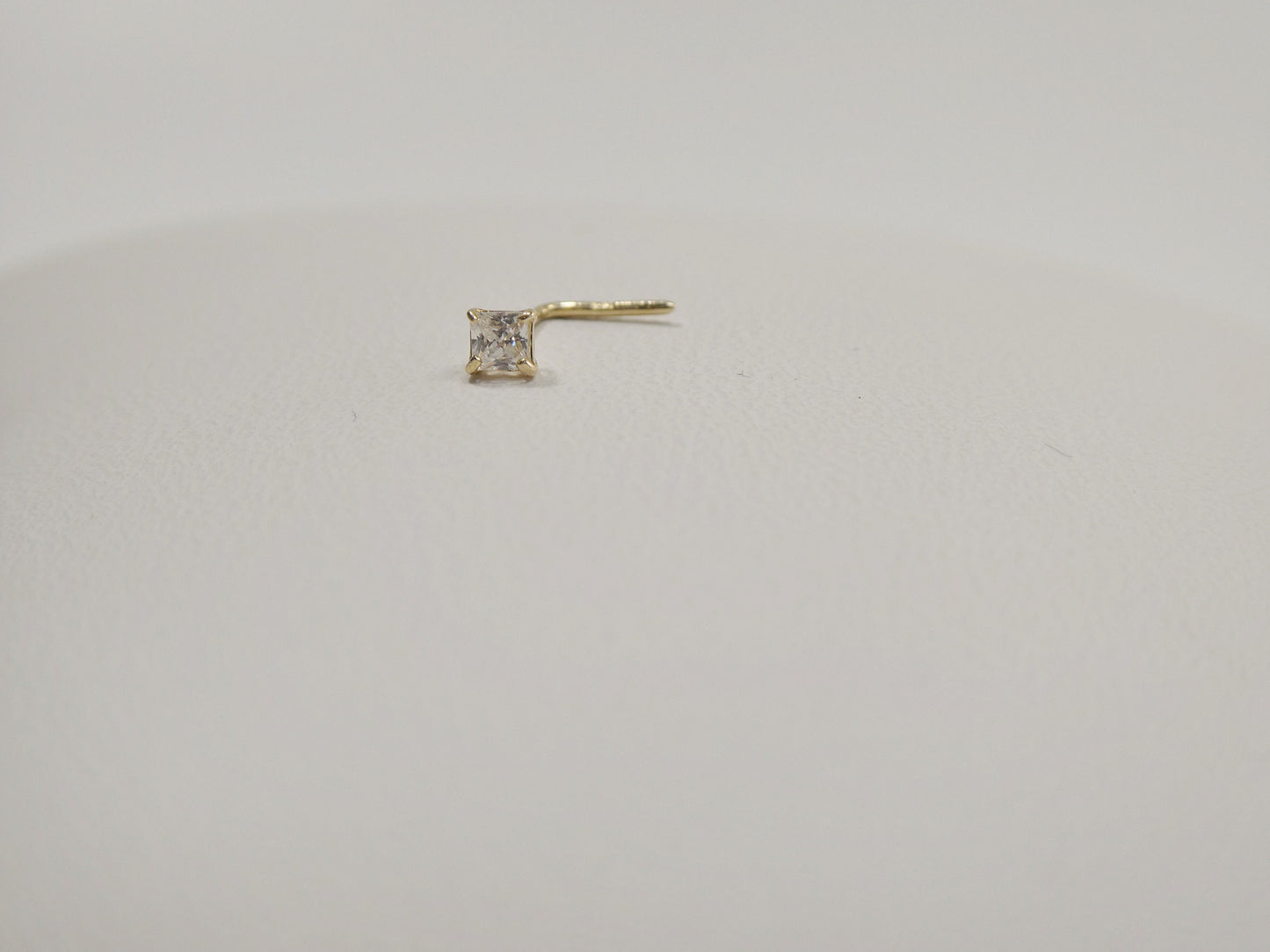 14k real solid yellow gold L SHAPE 2mm square stone  stud nose ring