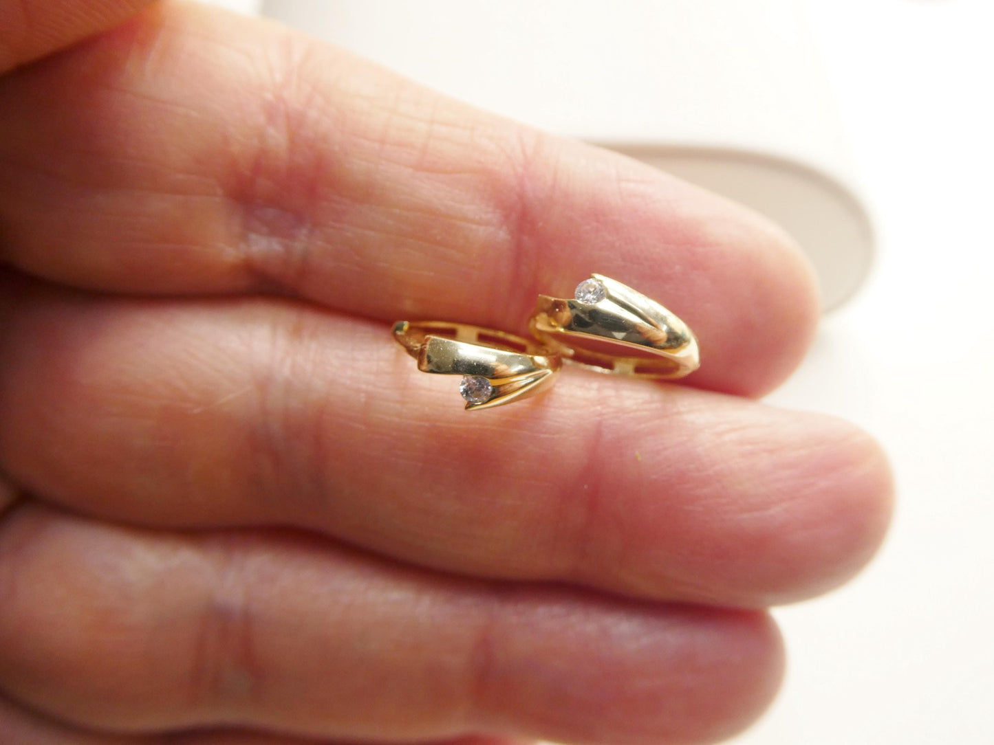 real 10k solid yellow gold fancy hoop huggies earrings
