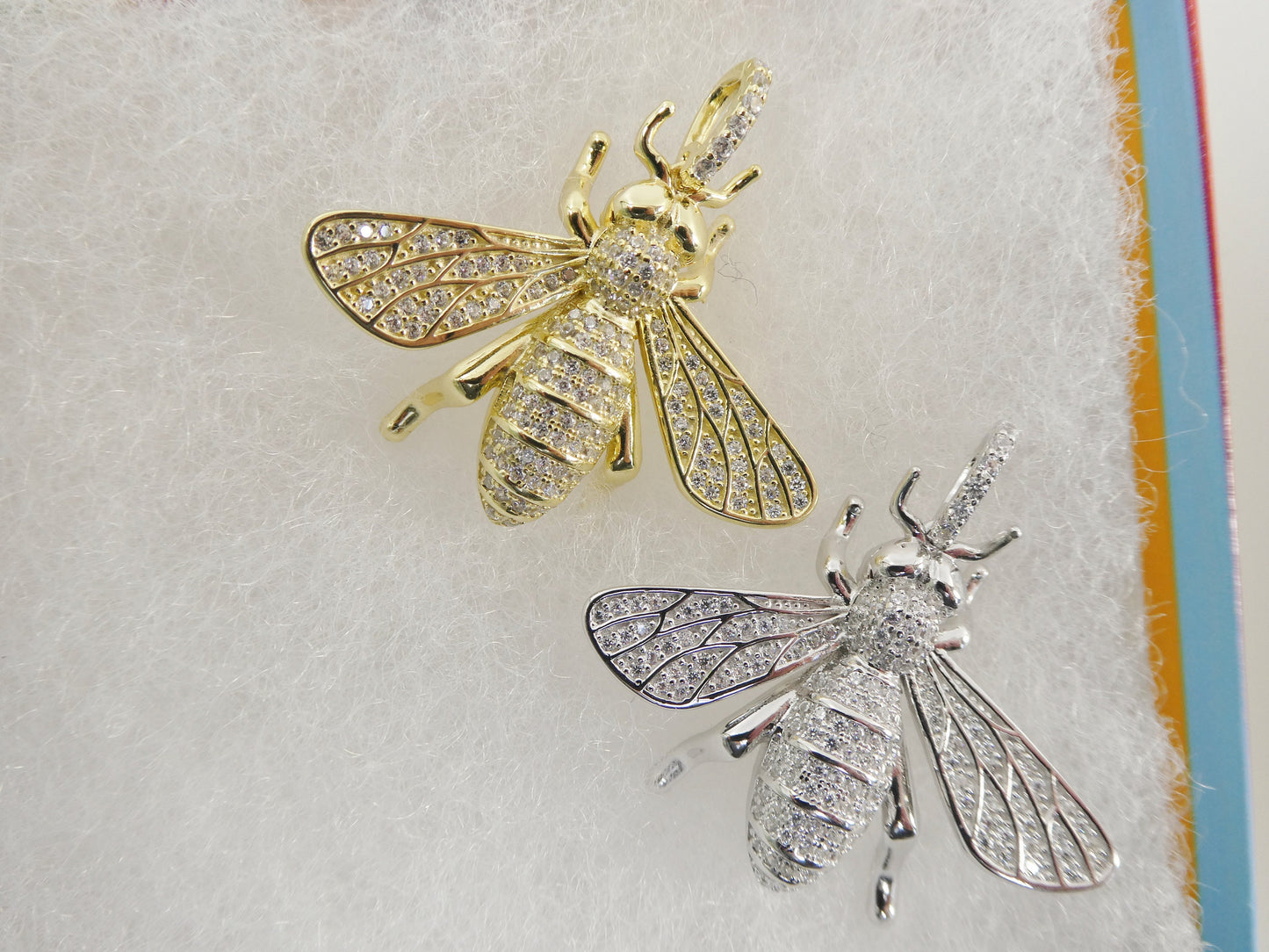real solid 925 sterling silver large honey bee pendent