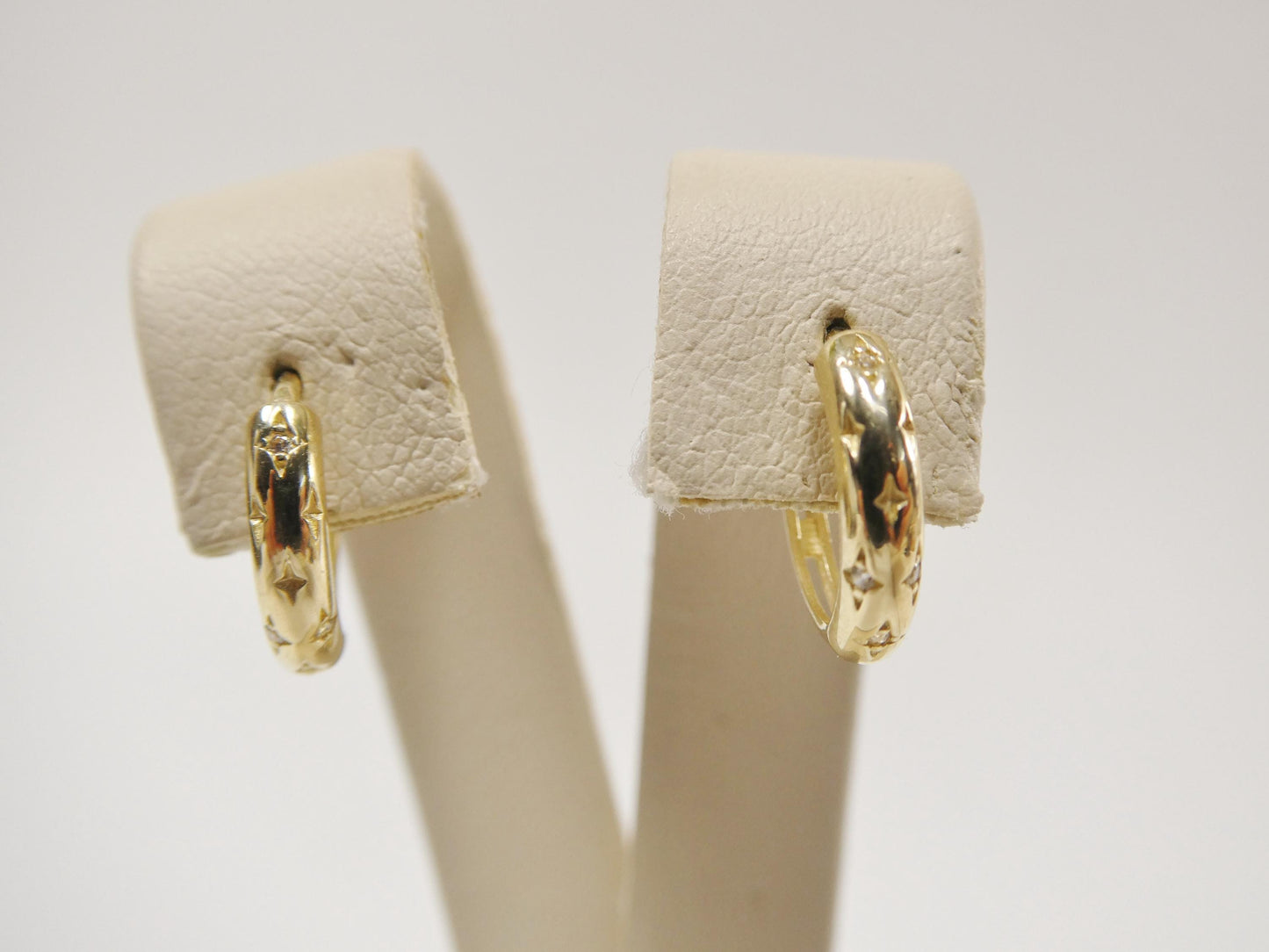 real 10k solid yellow gold cz earring / cartilage daith hoop huggie earring