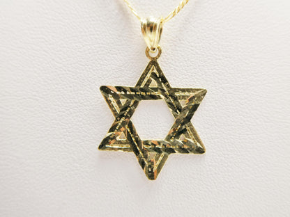 10k Yellow Gold Star of David Pendant Necklace: 18 inch Figaro Chain