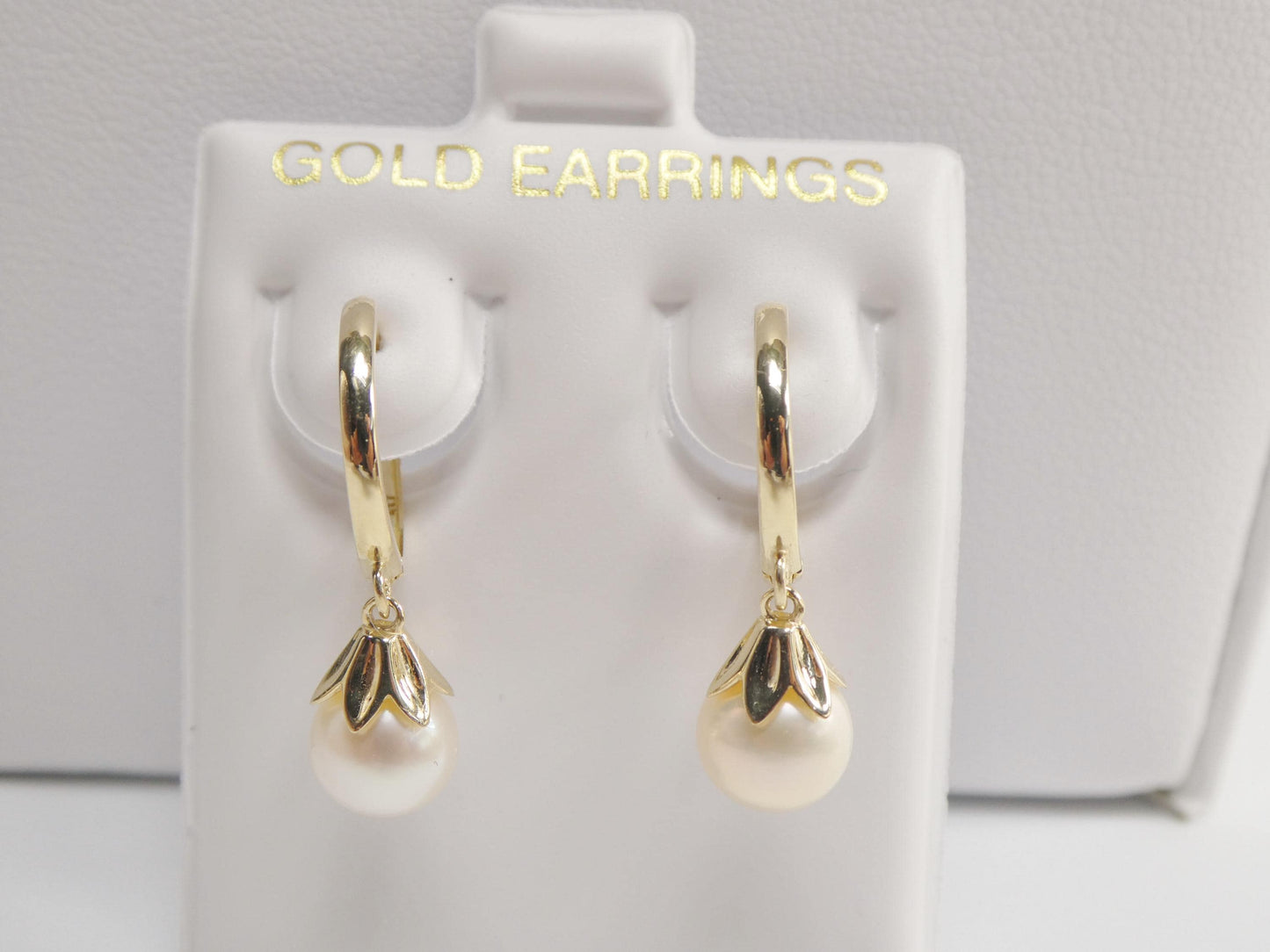 real 10k solid yellow gold shell cultured freshwater pearl plain hoop huggie earrings