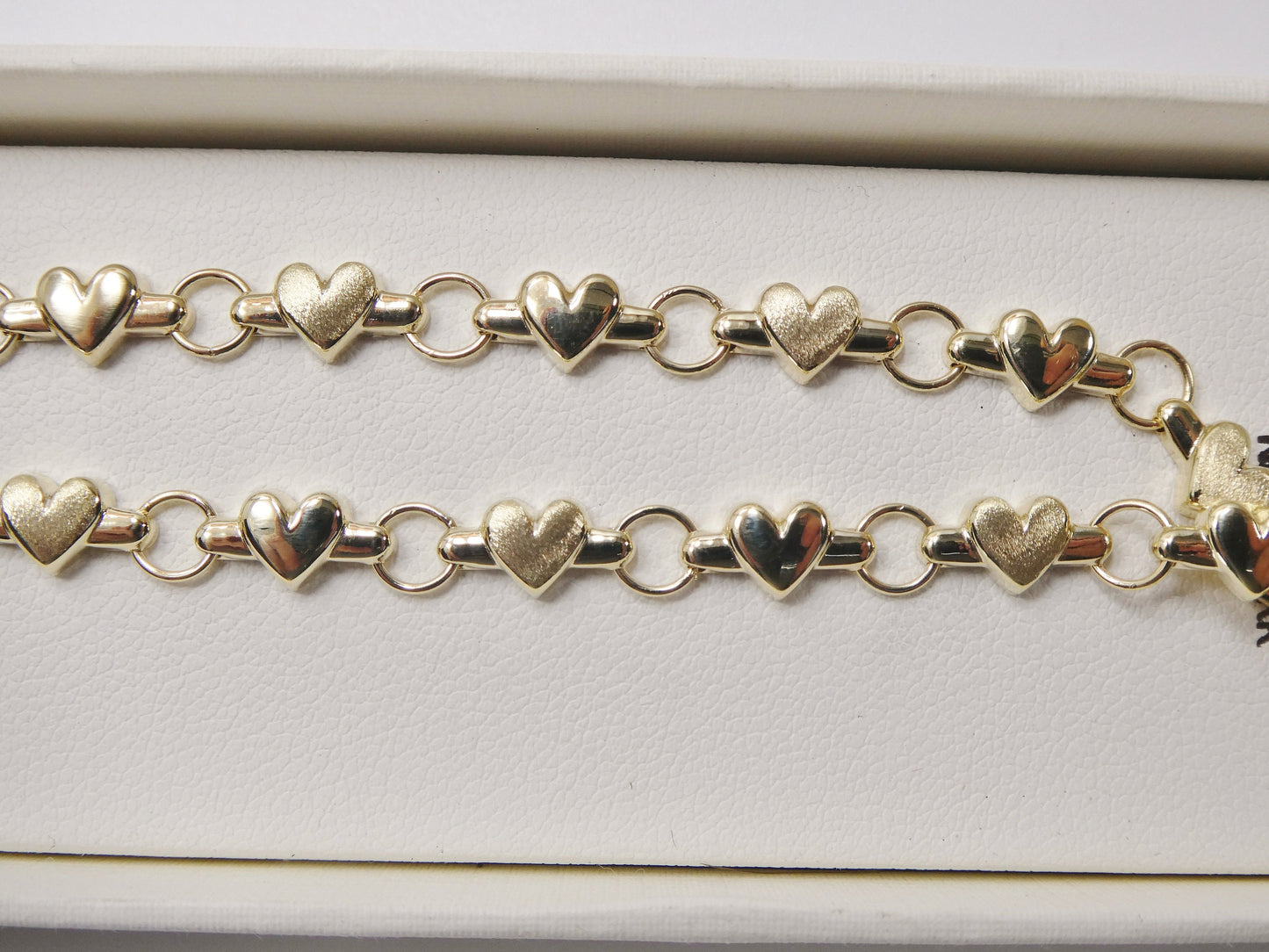 10k Solid Yellow Gold Heart Bracelet all yellow tone - Children's / Women's XO Link
