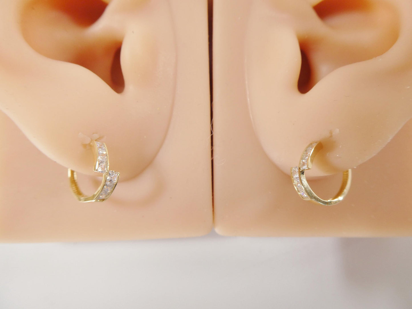 real 10k solid yellow gold color hoop huggie earring